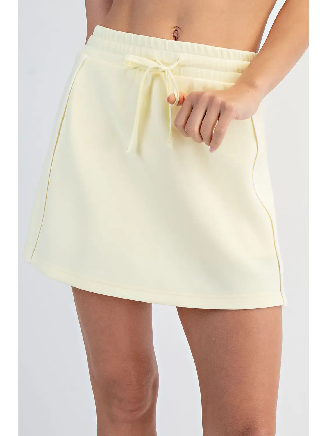 Active Skort w/ Piping | Yellow