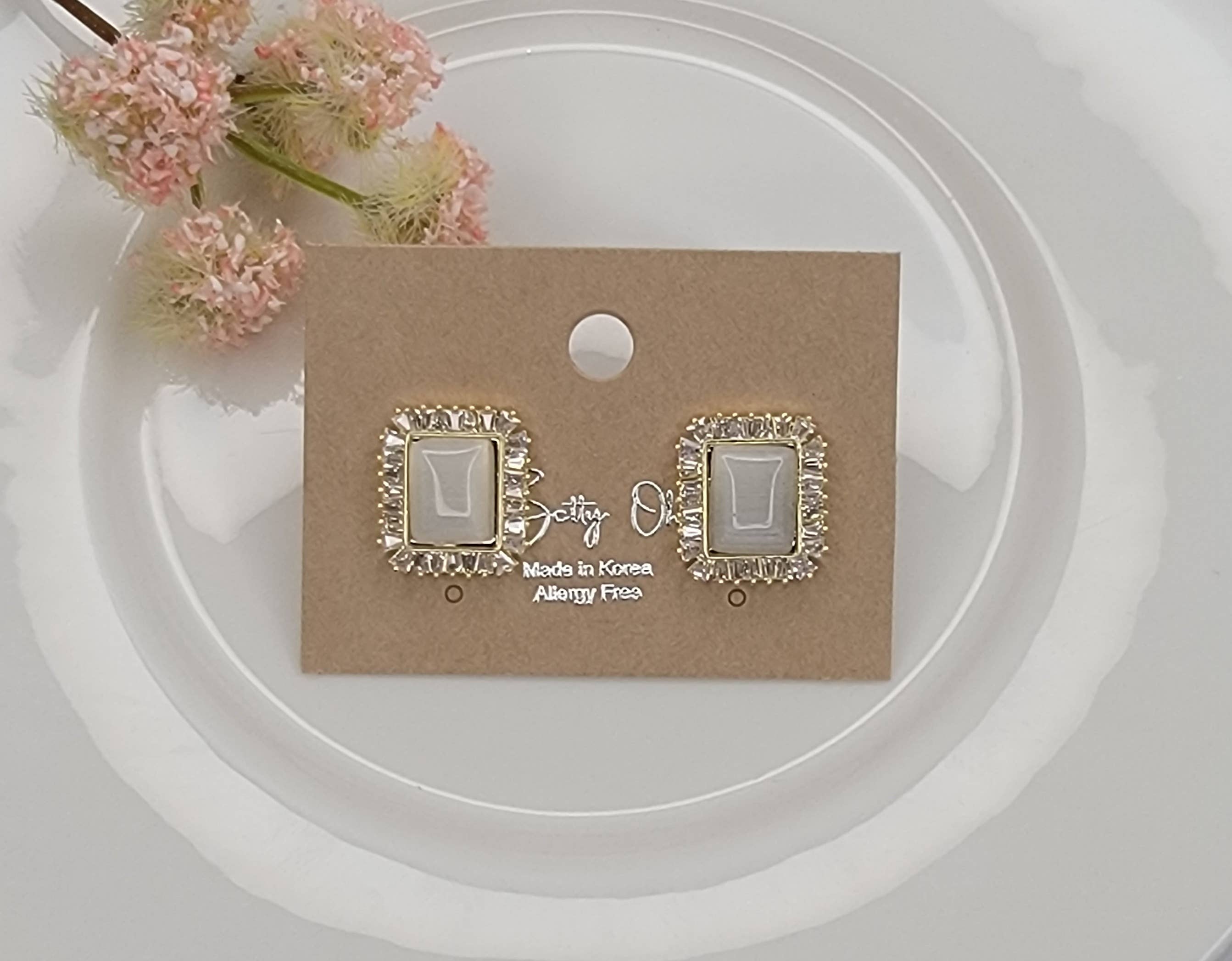 Small Cat Eye Earrings