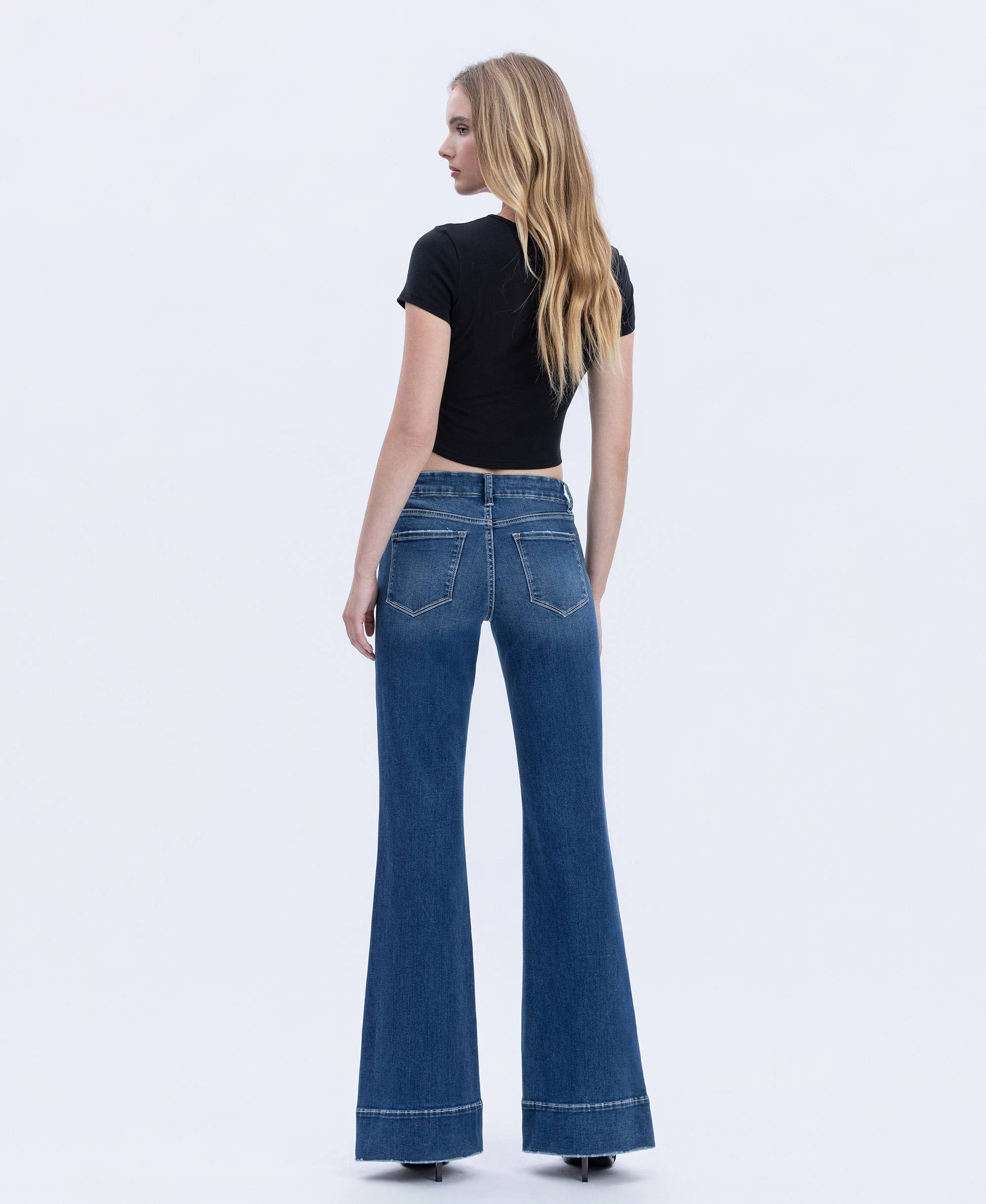 Vervet Easy Flare Jeans