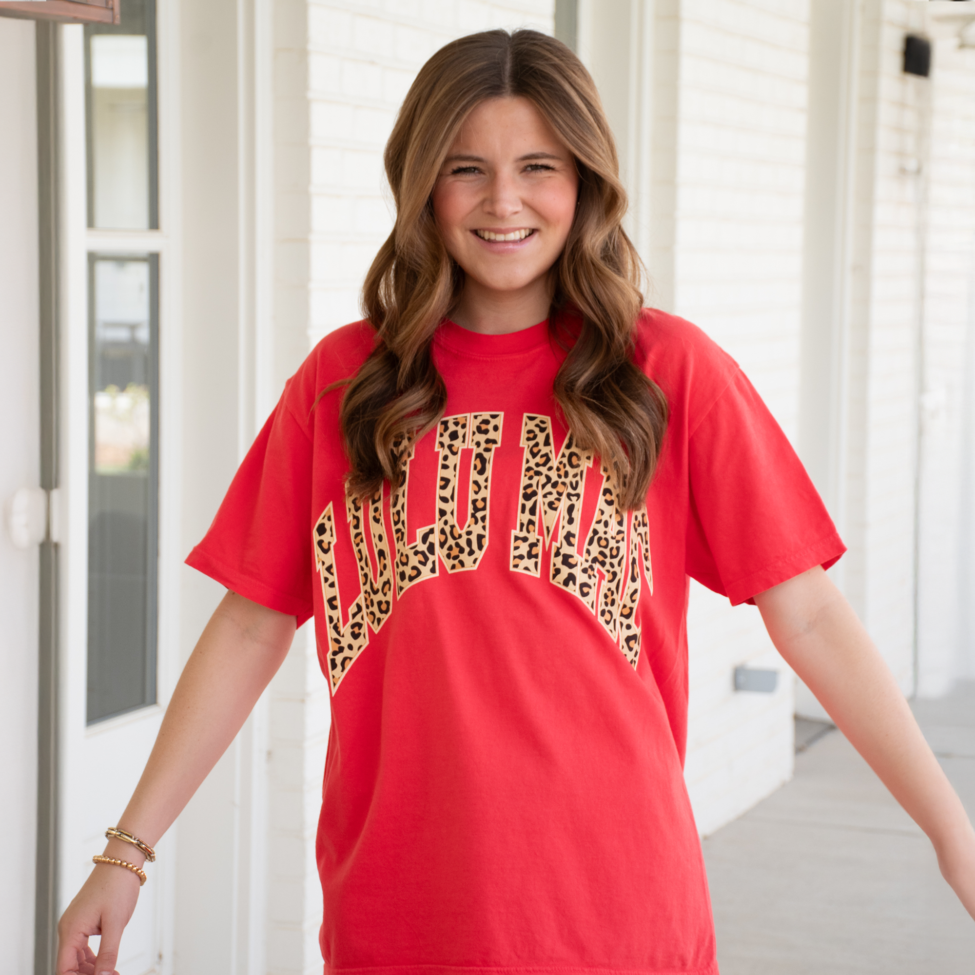 Lulu Mac Graphic Tee